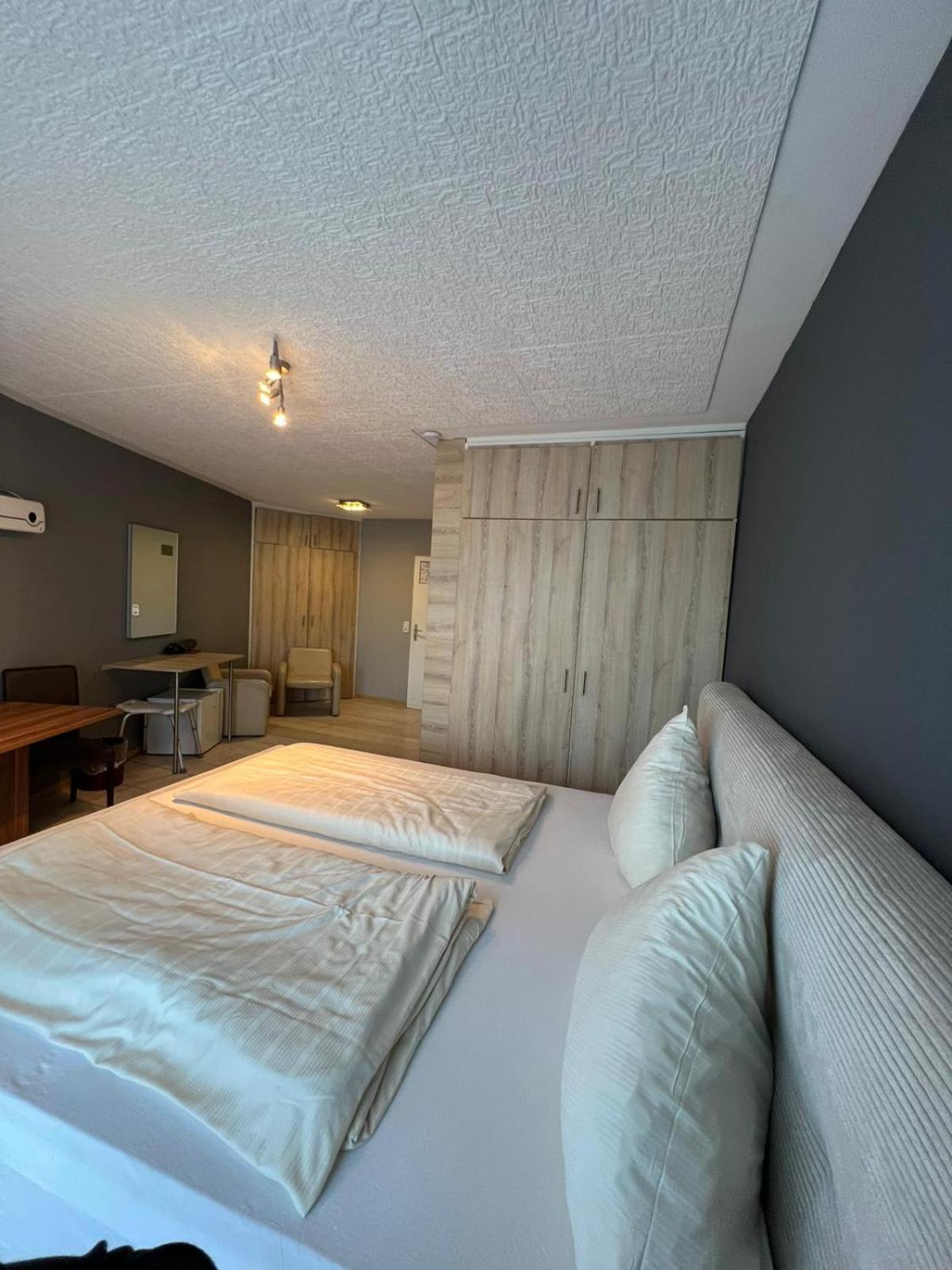 Hotel Hafez Bad Salzuflen Kültér fotó
