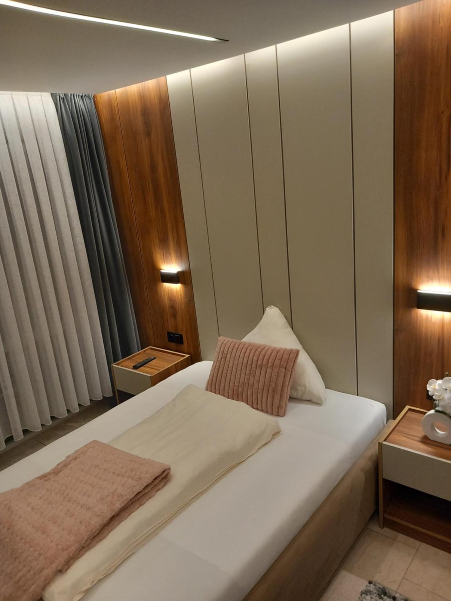Hotel Hafez Bad Salzuflen Kültér fotó