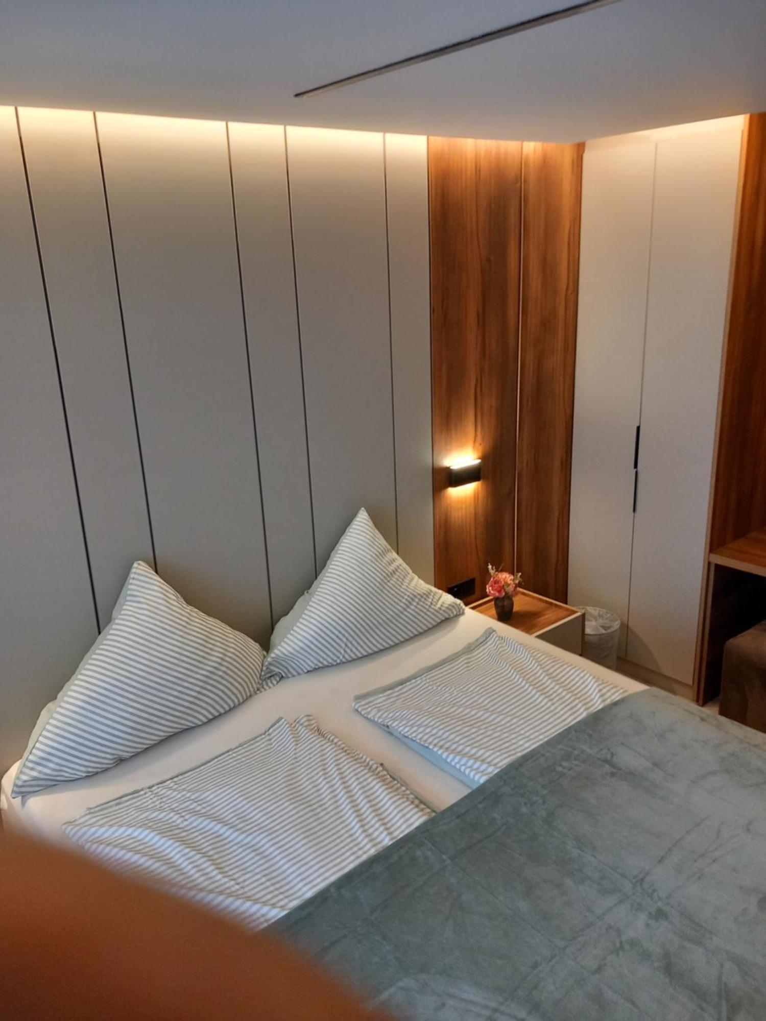 Hotel Hafez Bad Salzuflen Kültér fotó