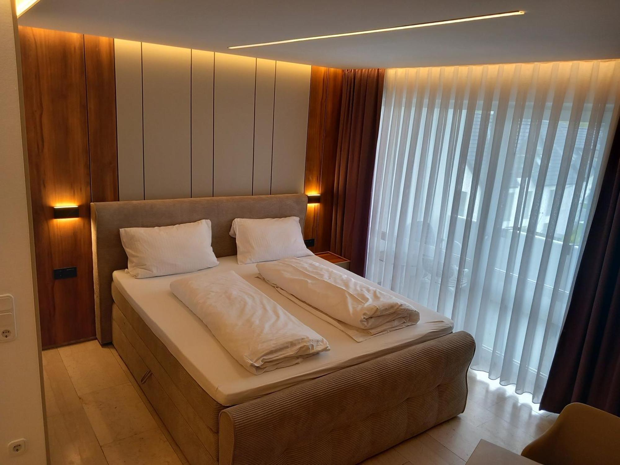 Hotel Hafez Bad Salzuflen Szoba fotó